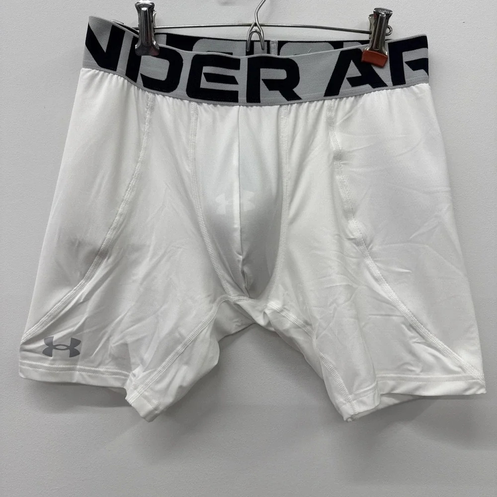 UNDER ARMOUR BOYS HeatGear Armour Shorts SIZE YXL/TG